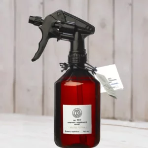 Depot No. 902, odświeżacz powietrza w sprayu, White Cedar, 500ml