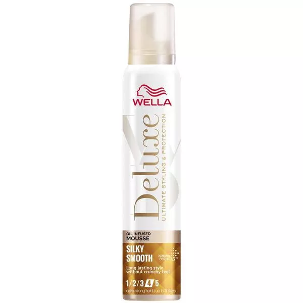 Wella Deluxe Silky Smooth, wygładzająca pianka do włosów, ekstra mocna, 200ml