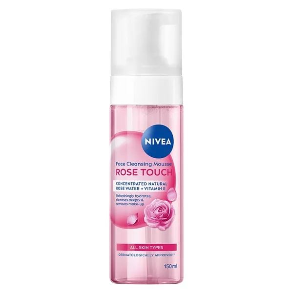 Nivea Rose Touch pianka oczyszczająca do twarzy z organiczną wodą różaną 150ml